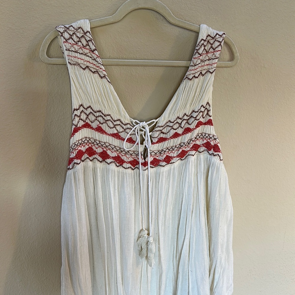 Free people babydoll embroidered mini dress size XS